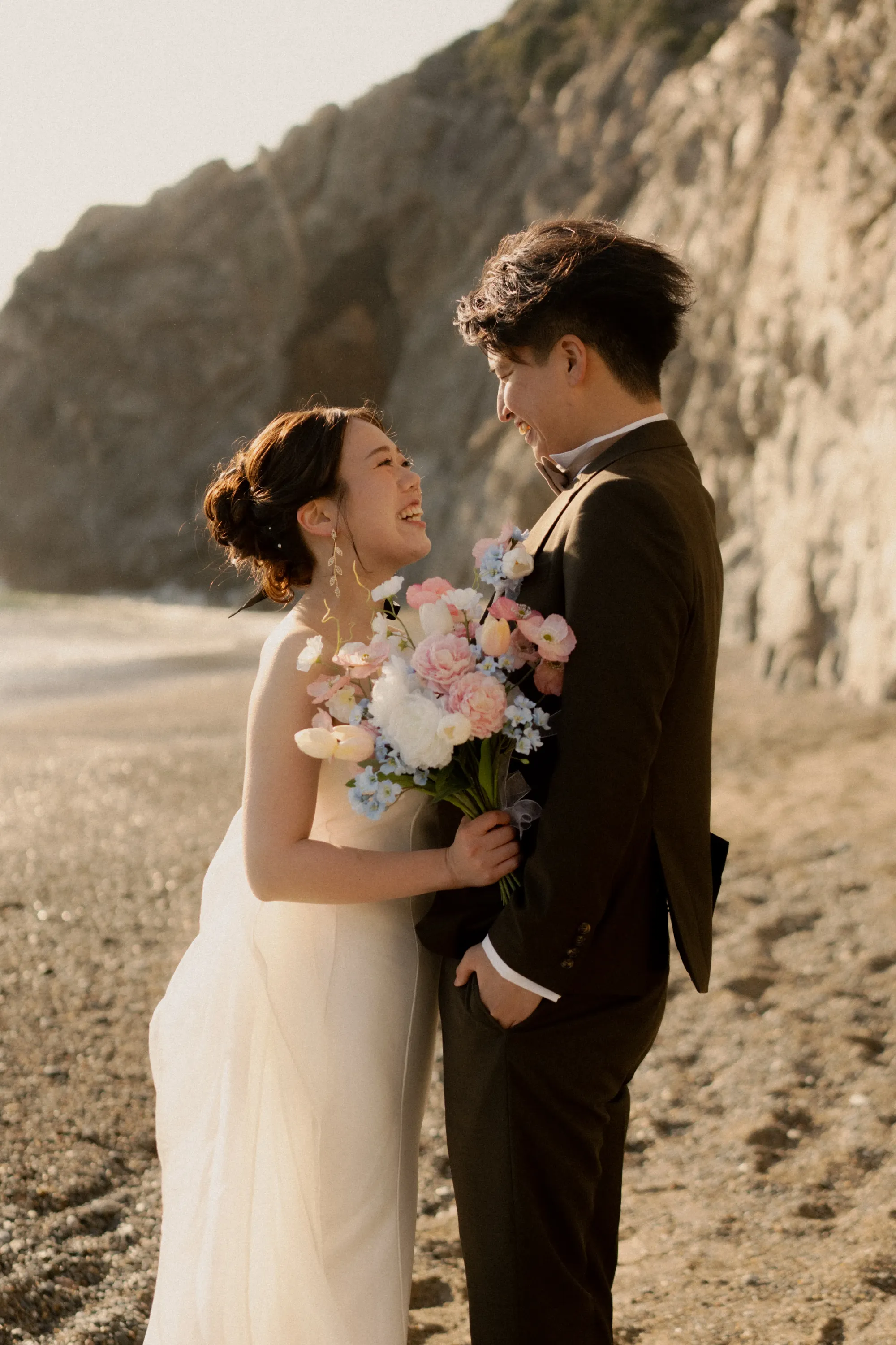 撮影場所が伊良湖岬のウェディングフォト